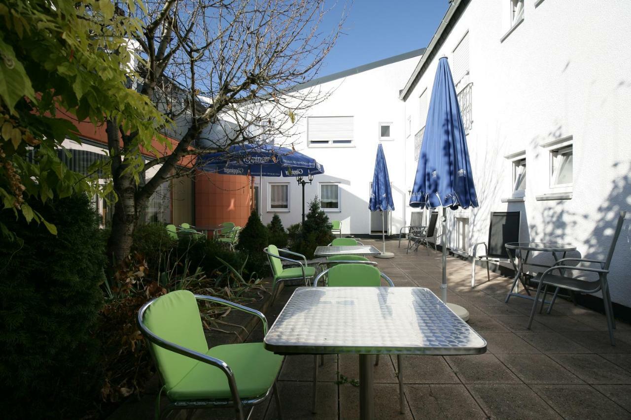 Hotel Am Baronenwald Göppingen Kültér fotó