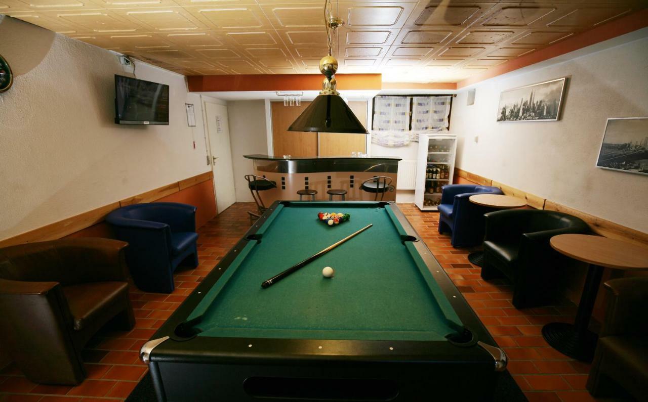 Hotel Am Baronenwald Göppingen Kültér fotó