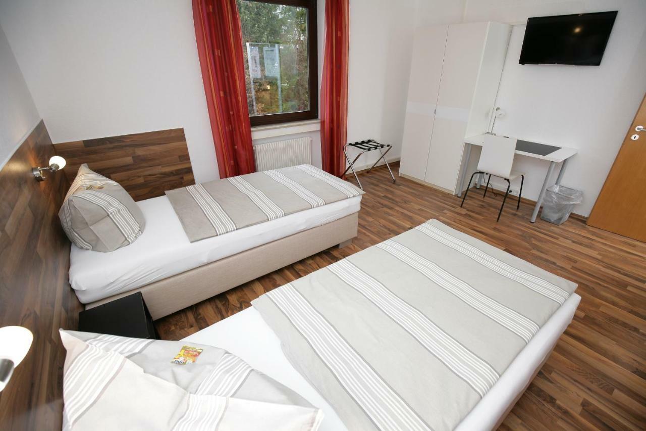 Hotel Am Baronenwald Göppingen Kültér fotó