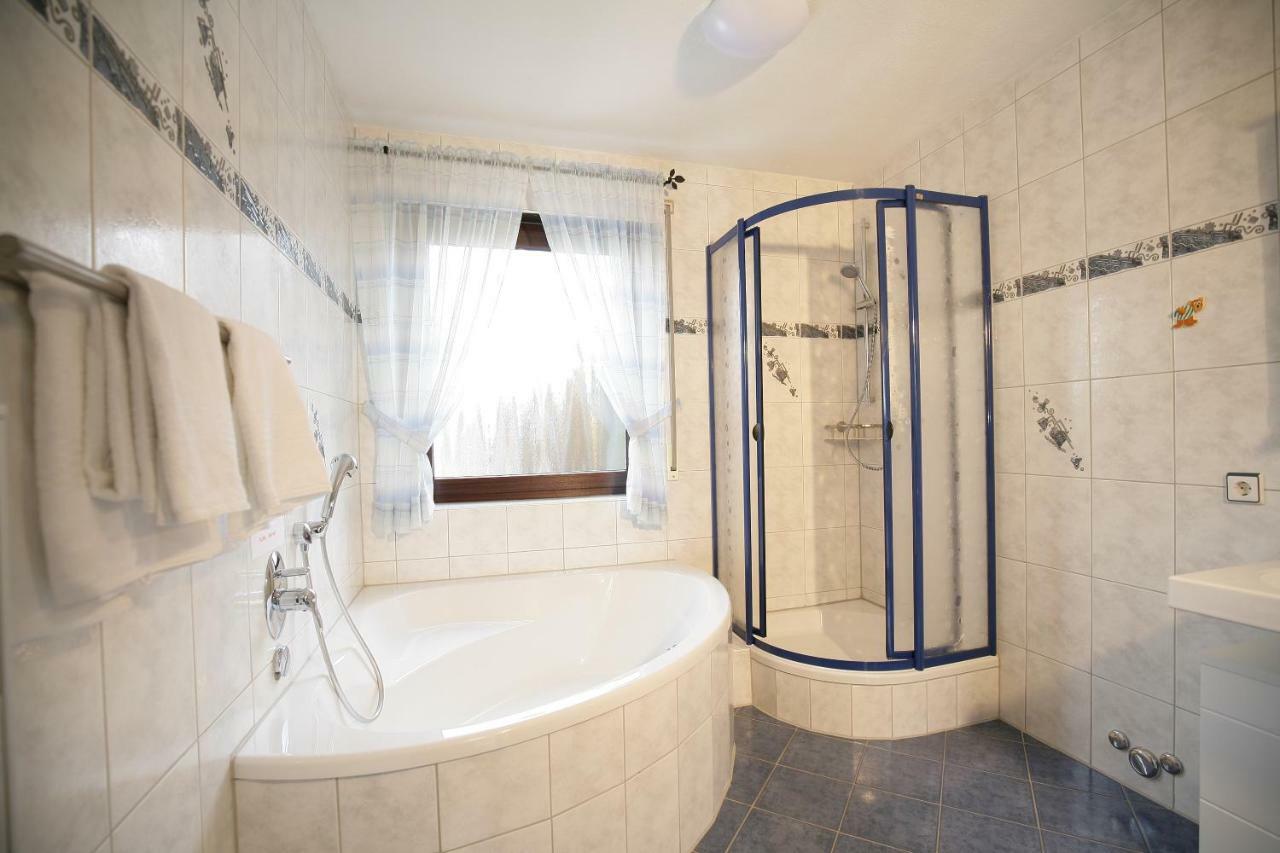 Hotel Am Baronenwald Göppingen Kültér fotó